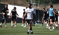 Beşiktaş Teknik Direktörü Van Bronckhorst'tan savunma analizi