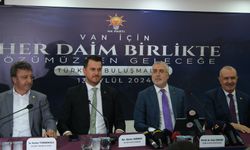 Bakan Işıkhan Van’da konuştu: Van’a yaptığımız yatırımlar 4 milyarı aştı!