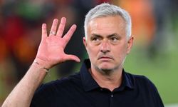 Mourinho çalım attı: Fenerbahçe taraftarları hayran kaldı!