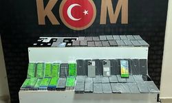 Van’da kaçak cep telefonu operasyonu: 3 kişi gözaltına alındı!