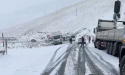 Kar yağışı Van’ın trafik çilesini ikiye katladı!