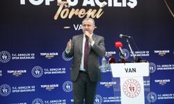 Bakan Bak Van’a yatırım sözü verdi!