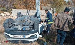 Van’da İran plakalı otomobil takla attı: 2 yaralı