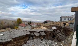 Ankara Elmadağ'da toprak kayması; 10 katlı bina tahliye edildi