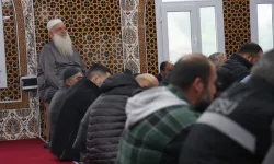 Ülkesine dönmeye hazırlanan Suriyeli cami yaptırdı