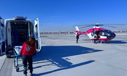 Hamile kadın ambulans helikopterle Van’a getirildi!