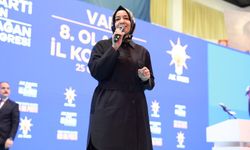 Aile ve Sosyal Politikalar Başkanı Fatma Betül Sayan Kaya Van'da konuştu