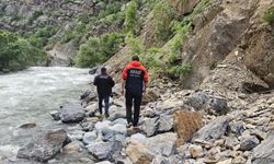Hakkari'de derede kaybolan genci arama çalışmaları 7. gününde de sürdü
