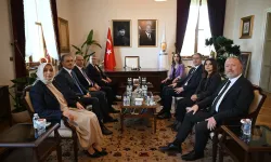 DEM Parti heyeti, AK Parti'yi ziyaret etti