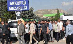 Çanakkale'de yaşamını yitiren müdür yardımcısının cenazesi Van'da defnedildi