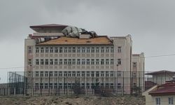Şiddetli fırtına Van’ı yıkıp geçti: İşte fırtınanın yarattığı hasar…