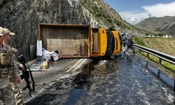 Hakkari-Van yolunda kaza: Yaralılar var