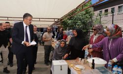 Hakkari’de cami yararına hayır çarşısı kuruldu
