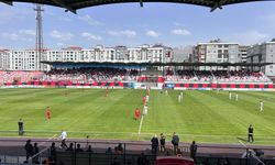 Vanspor sezonu galibiyetle tamamladı, play-off rakibi belli oldu!