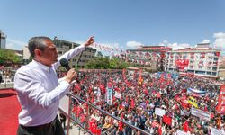 Özgür özel: CHP’nin kaleleri Van’a feda olsun!