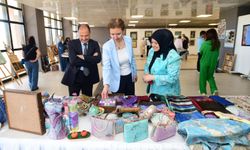 Ebru sanatçısı Arzu Taştan’ın sergisi açıldı