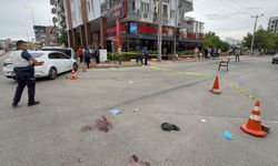 İki grup arasında silah, sopa ve bıçaklı kavga: 4 yaralı