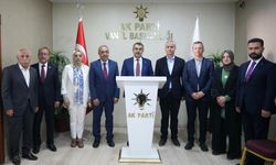 Bakan Tekin AK Parti İl Başkanlığında konuştu: Van’da eğitimde devrim yaptık