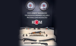 Van’da sosyal medyada silah fotoğrafı paylaşan 5 kişi yakalandı!