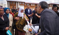 AK Parti Van İl Teşkilatı 23 kırsal mahalleye çıkarma yaptı!