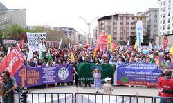 Van’da ‘1 Mayıs’ coşkuyla kutlandı!