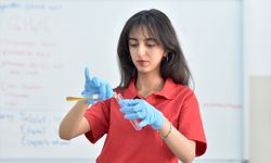 Vanlı öğrenciden gururlandıran TÜBİTAK başarısı