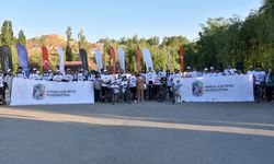 Van'da bisikletseverler sağlıklı yaşam için pedal çevirdi