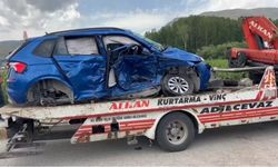Bitlis’te trafik kazası: Ölü ve yaralı var