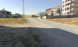 Van’ın bu mahallesi kaderine terk edildi: Ne altyapı var ne de yol!