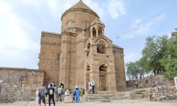 Van'ın tarihi ve kültürel alanlarına turist akını!