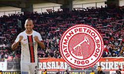 Vanspor’un yıldızı Batman Petrolspor’a imza attı
