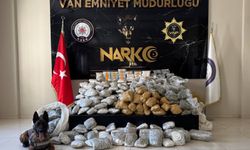 Van'da yün çuvallarının içinden 122 kilo uyuşturucu çıktı!