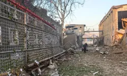 Cezaevine bomba yağdı: 17 ölü, 42 yaralı