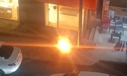 Van’da aydınlatma direğinin kabloları alev aldı