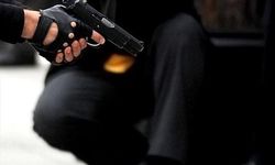 Van’da bir araca silahlı saldırı: 1 kişi hayatını kaybetti!