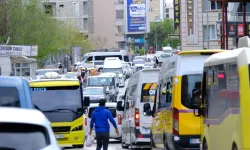 Van’da araç yoğunluğu kritik seviyeye yaklaşıyor: Araç sayısı 94 bini aştı!