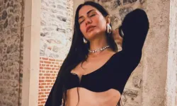 Eşref Rüya'nın Nisan'ı Demet Özdemir sosyal medyayı salladı!