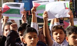 Van'daki öğrencilerden İsrail’in Sumud Filosu'na yaptığı saldırıya sert tepki!