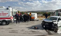 Feci kaza! 3 araç birbirine çarptı: 1 ölü, 4 yaralı!