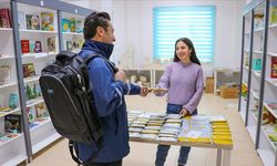 Van’da PTT aracılığıyla yüzlerce kitap çocuklara ulaştırıldı!