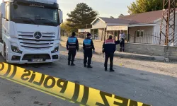 Pancar alım kavgası: 1’i silahla, 2’si bıçakla yaralandı