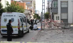 Bir canımız daha gitti! İnşaat iskelesi yere çakıldı: 1 işçi öldü, 1 işçi ağır yaralandı!