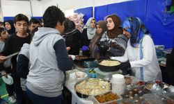 Malatya'da lise öğrencileri Gazze yararına kermes düzenledi