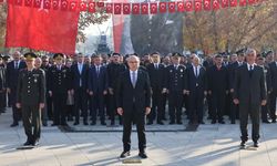 Ağrı'da 10 Kasım Atatürk'ü anma töreni düzenlendi