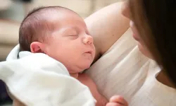 Memurların doğum ve babalık izinlerinin süresi değişiyor!