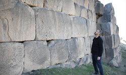 Van'daki kalede yeni bir giriş yolu keşfedildi