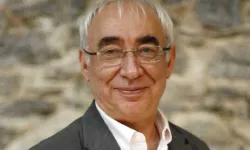 Ekranlara veda etmişti: Şener Şen'den milyonluk anlaşma!