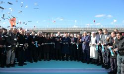 Van’ın ulaşımdaki omurgasını oluşturan Van Çevre Yolu ulaşıma açıldı!