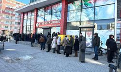 Hayvancılığın başkenti Van’da ucuz et kuyruğu!