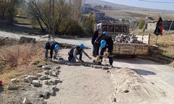 Edremit Belediyesi kış öncesi yol yapım çalışmalarını hızlandırdı